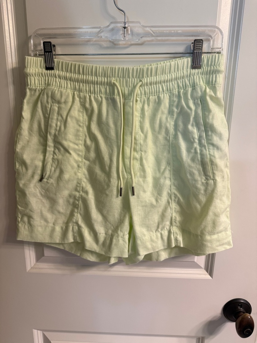 Athleta Retreat Linen 4” shorts - Light neon yellow Drawstring Women's Shorts